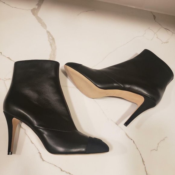 CHANEL 18A Lambskin Leather Cap Toe Ankle Booties Boots Heels - Picture 3 of 11